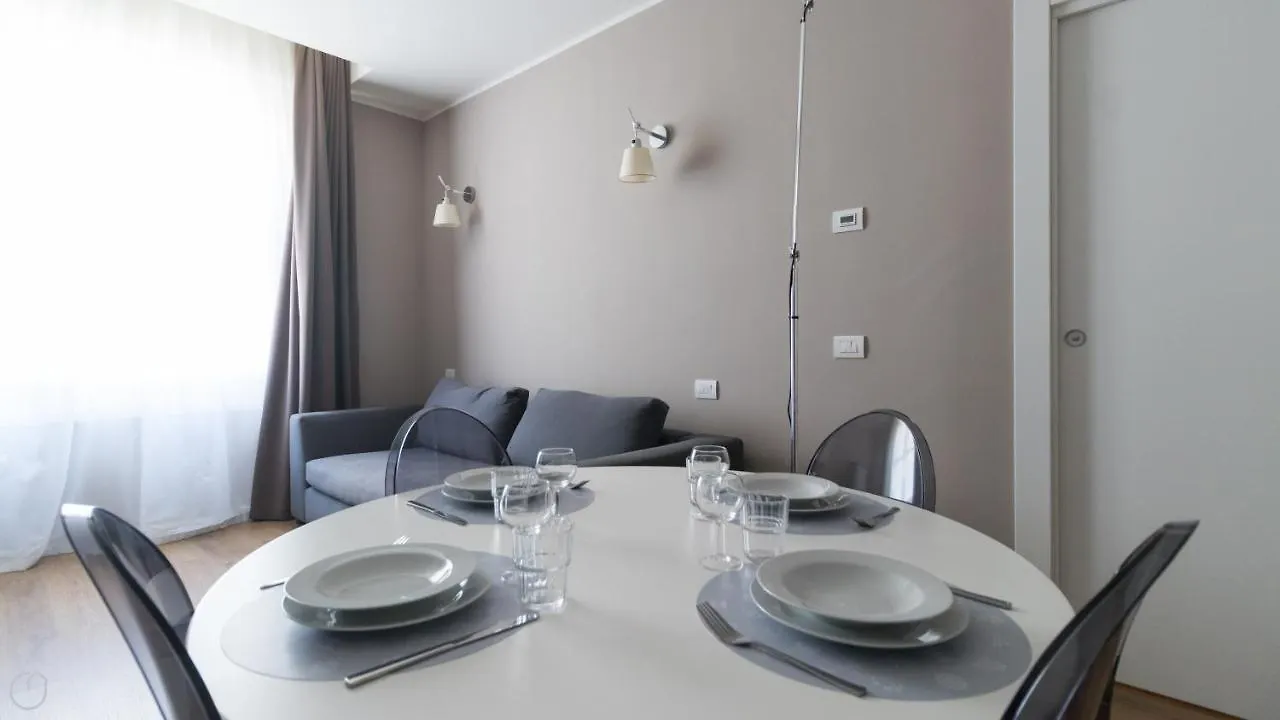 Freguglia 2 Apartment Milan