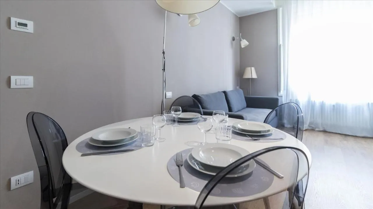 Freguglia 2 Apartment Milan